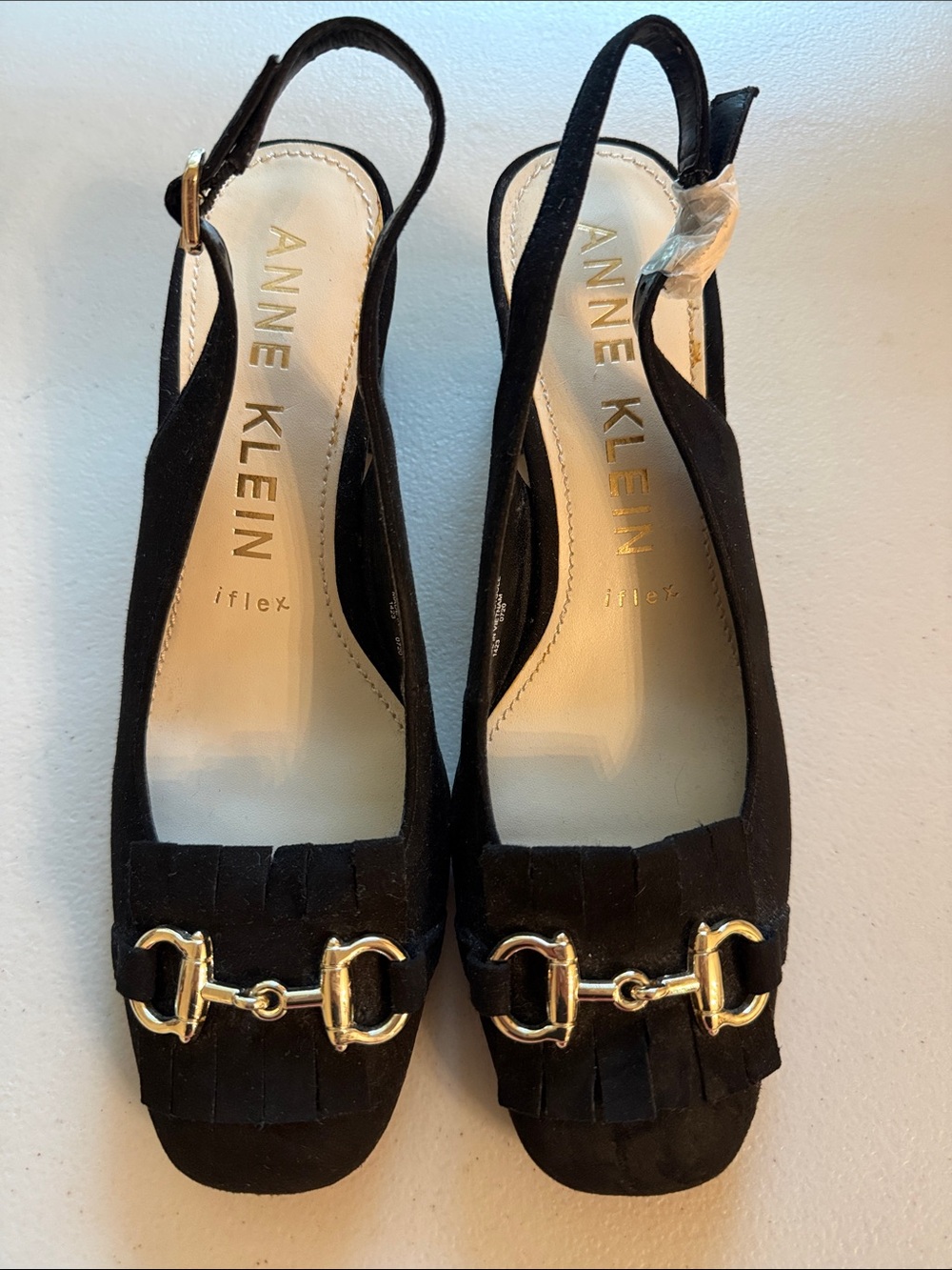 Anne Klein Black Slingback Pumps with Gold Bit 2.5 inch heel size 7.5 preppy